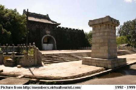 landmarks that should have stayed - tang dynasty village