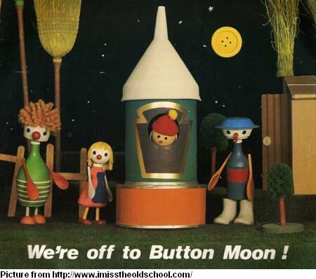 100 things in 80s part 2 - button moon2