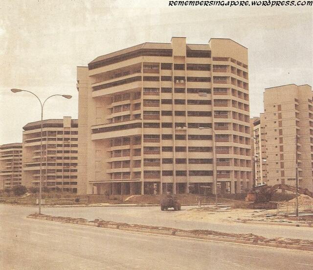 construction of hdb estate 1980