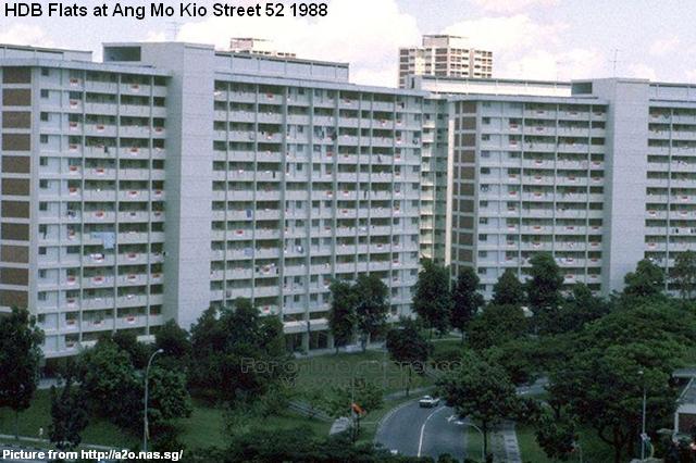 hdb flats at ang mo kio street 52 1988