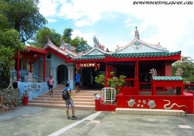 kusu island tua pek kong temple2