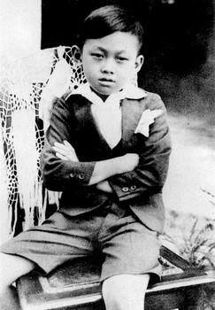 lee kuan yew young