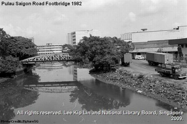 pulau saigon road footbridge 1982