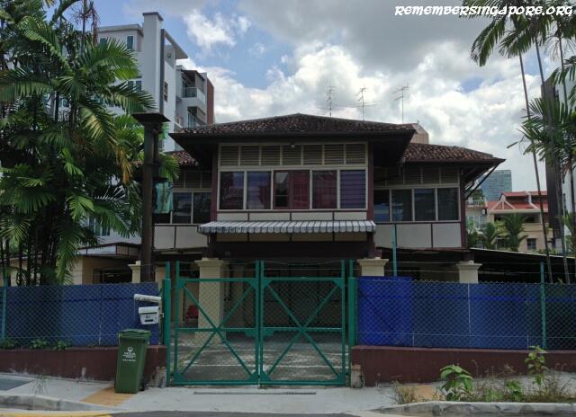 cambridge estate hertford road old house