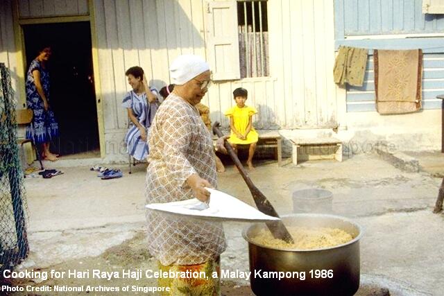 hari-raya-haji-cooking-malay-kampong-1986